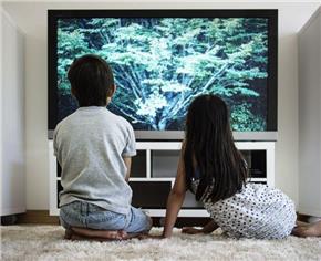 Quản lý thời gian xem tivi của trẻ