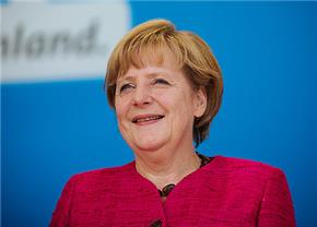 Bà đầm thép Angela Merkel