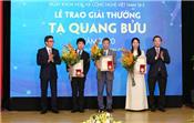 Ba nhà khoa học được vinh danh tại lễ trao giải thưởng Tạ Quang Bửu