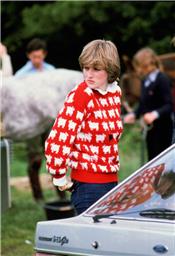 Chiếc áo len “cừu đen” của cố Công nương Diana được bán trở lại sau hơn 4 thập kỷ