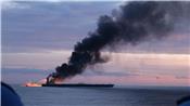Cháy tàu chở dầu Sri Lanka: Con tàu rực lửa được kéo ra xa bờ biển giữa lo ngại tràn dầu