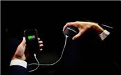 Bộ sạc điện thoại sử dụng năng lượng từ cơ thể con người