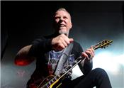 James Hetfield và ban nhạc rock huyền thoại Metallica