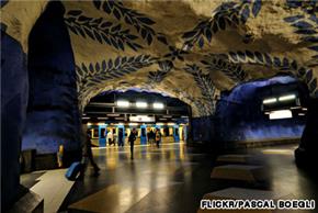 Những ga tàu điện ngầm đẹp nhất Châu Âu
