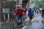 Đại Sứ Mỹ Ted Osius bắt đầu chuyến hành trình đạp xe từ Hà Nội vào Huế