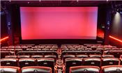 Các công ty điện ảnh lớn trì hoãn việc mở cửa các rạp chiếu phim ở Anh Quốc và Hoa Kỳ